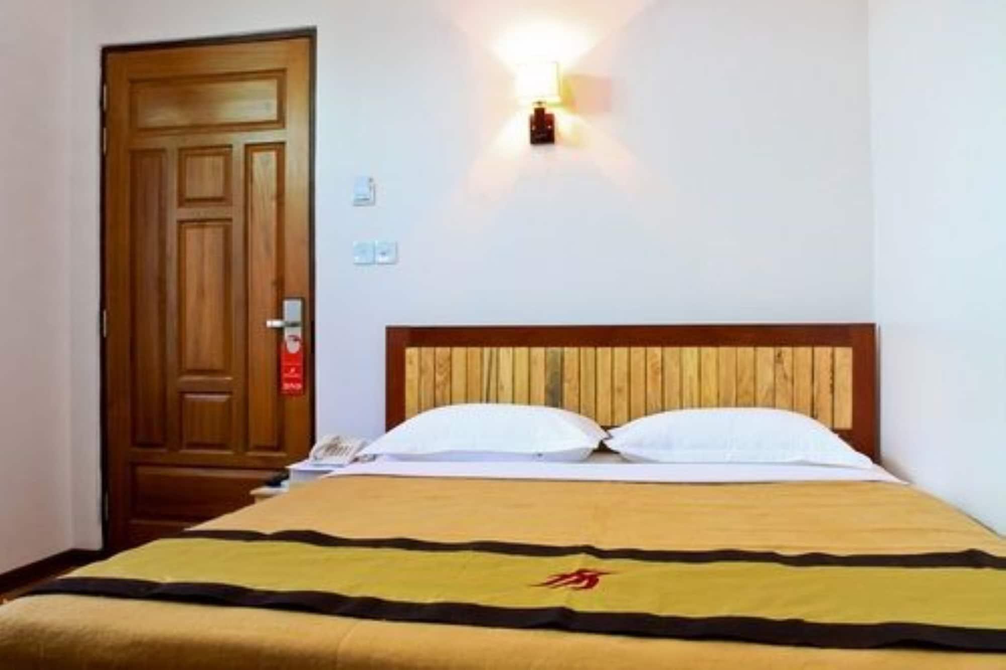 Hotel 7 Mile Yangon Eksteriør bilde