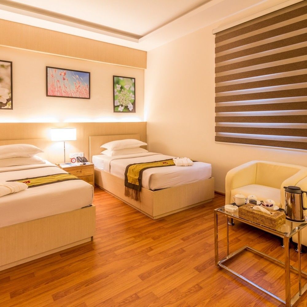 Hotel 7 Mile Yangon Eksteriør bilde